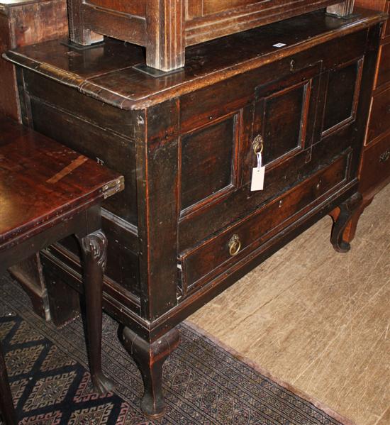 Oak mule chest on stand (modified)